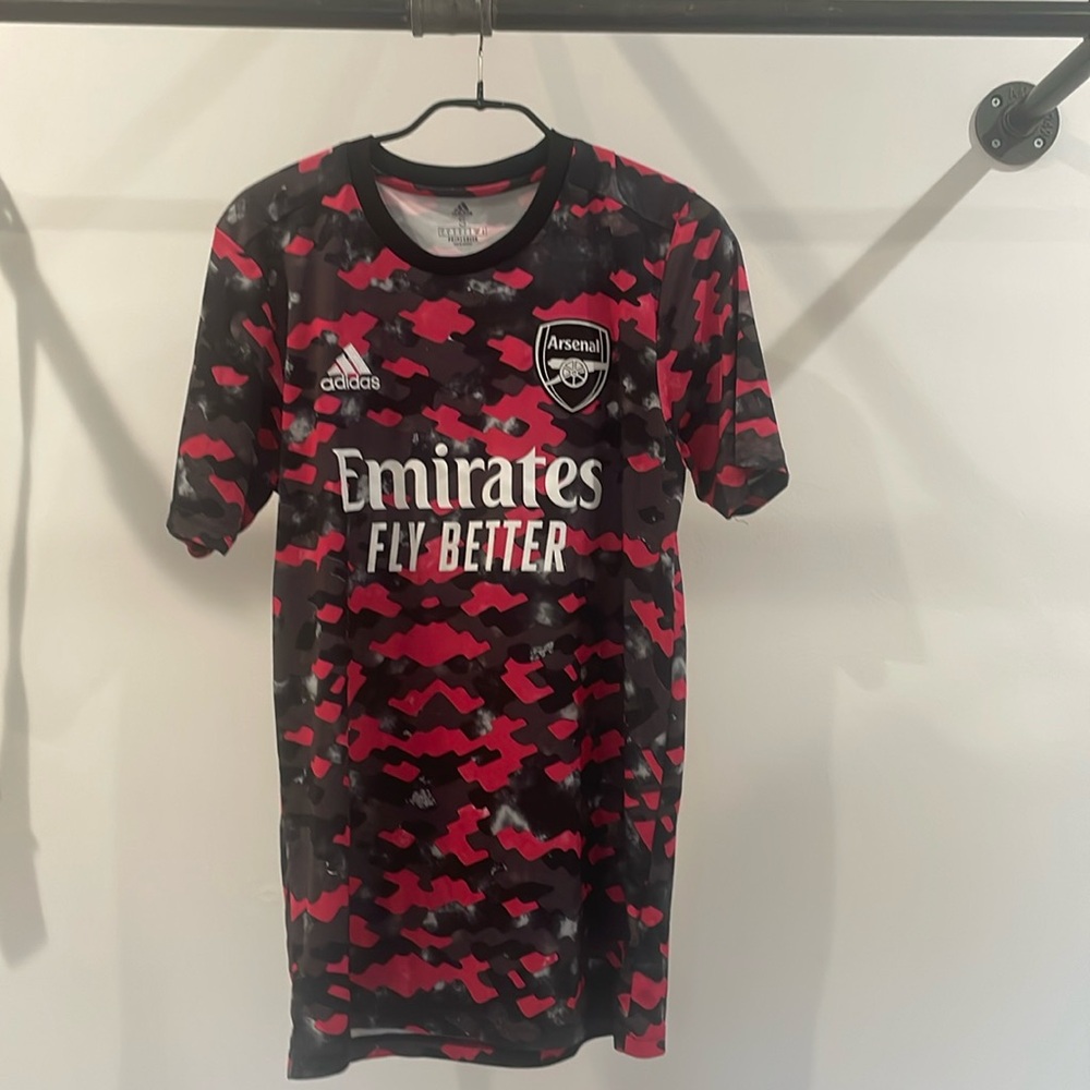 Arsenal training top size s